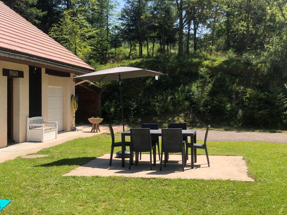 Ma Jolie Camyna Villa Ramonchamp Bagian luar foto