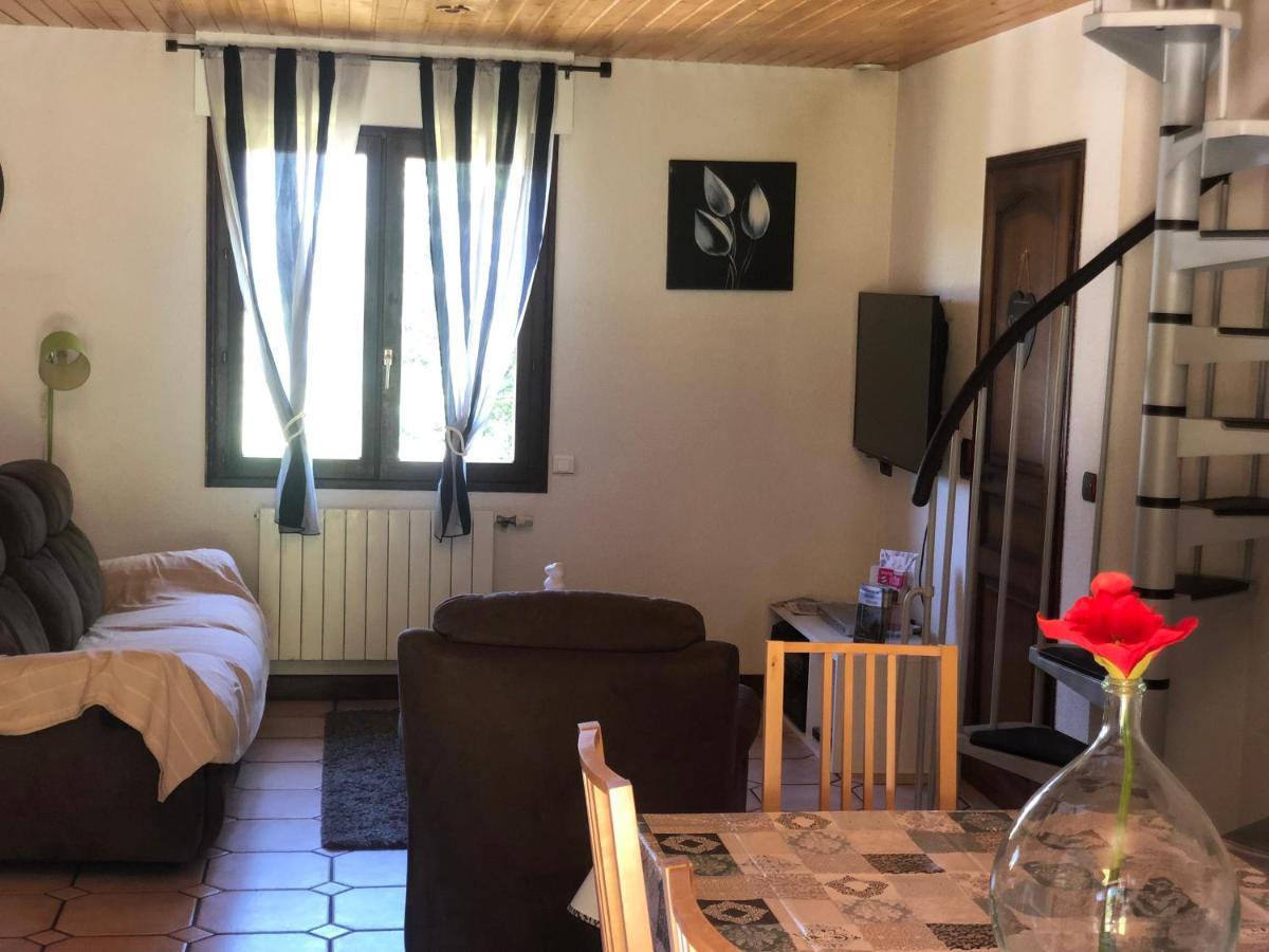 Ma Jolie Camyna Villa Ramonchamp Bagian luar foto
